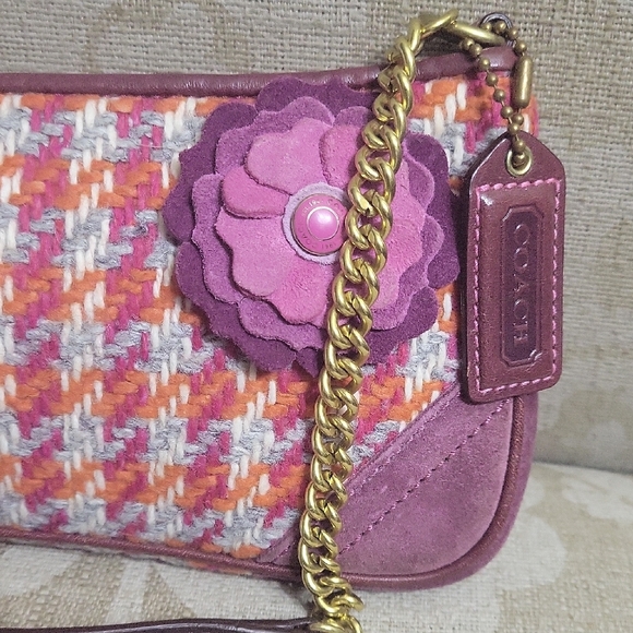 COACH NWOT TWEED WOOL SUEDE SHOULDER BAG - Picture 2 of 13